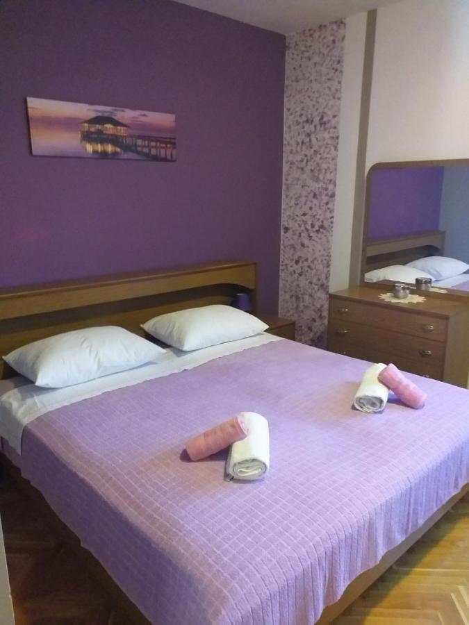 Lori Daire Pula Dış mekan fotoğraf